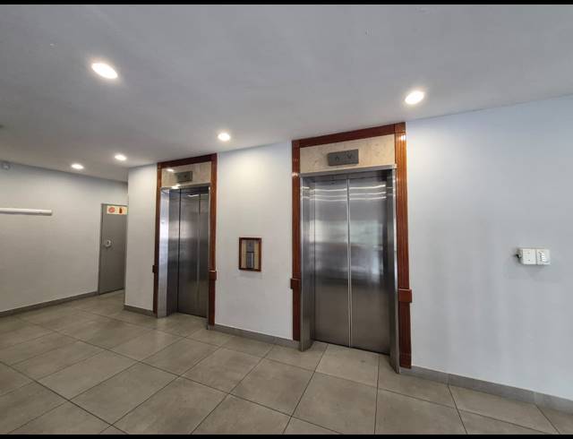 1,508M² OFFICE TO LET IN CRAIGHALL